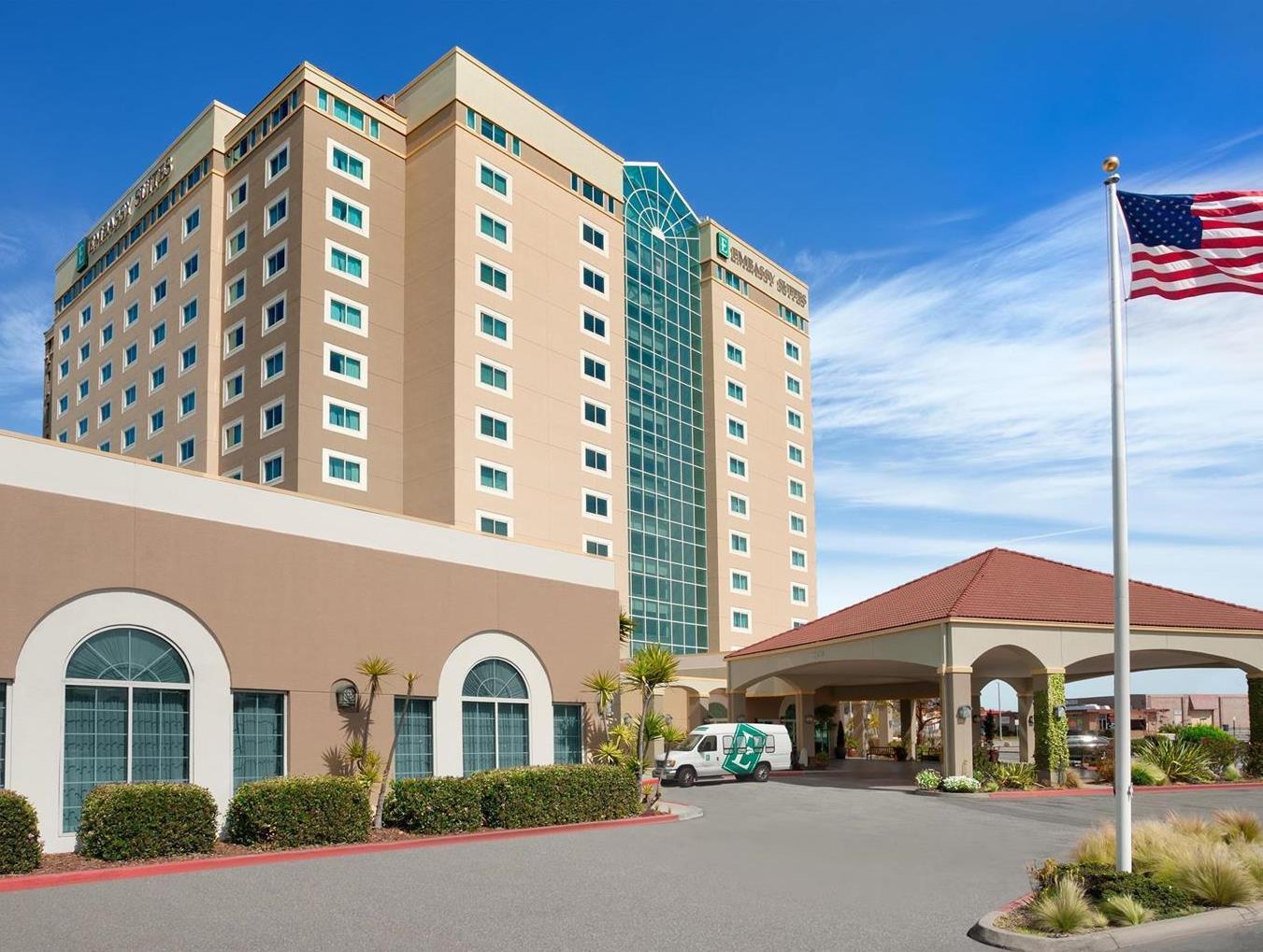 Embassy Suites By Hilton Monterey Bay סיסייד מראה חיצוני תמונה